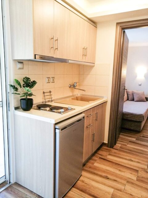 IMG-93ef1fa58ae6ca54819c81c4b4814c47-V