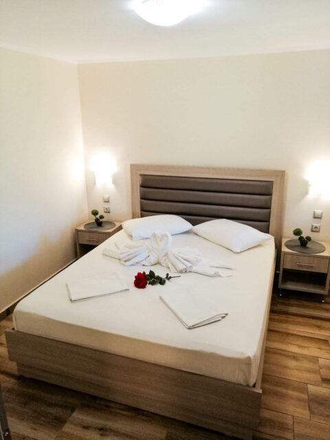 IMG-ab8bf0193edab4a15b87989b082c6201-V